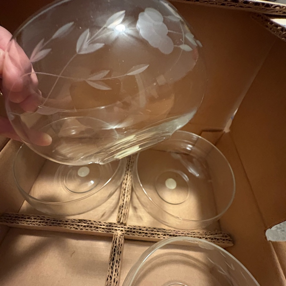 4 Vintage Princess house 5” salad bowls. New in box.